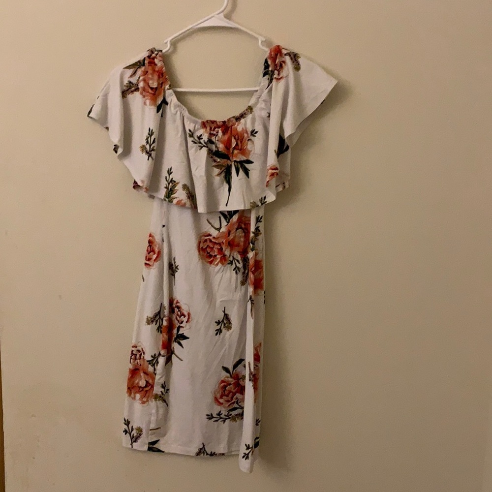 Clothes - Picture 1 of 1